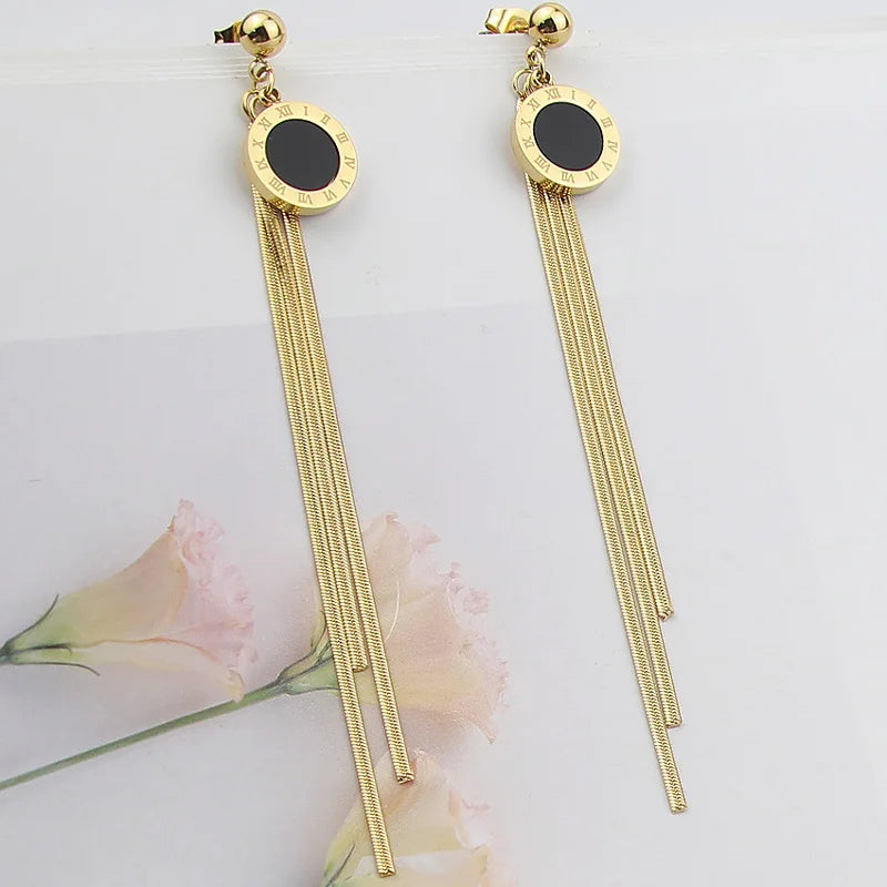 Julia Agrippina Earring