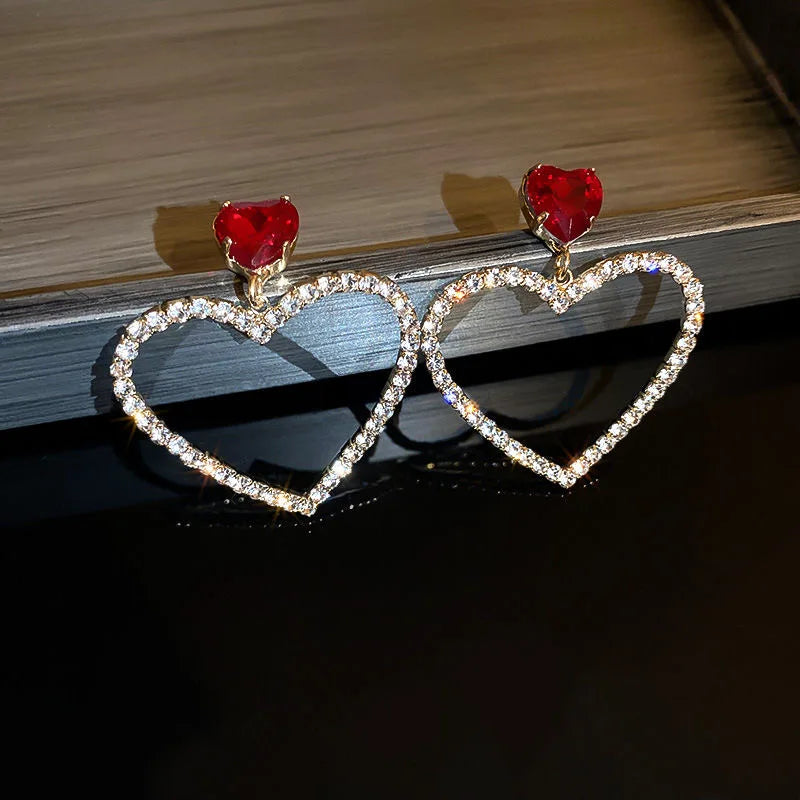 Hollo Heart Earring