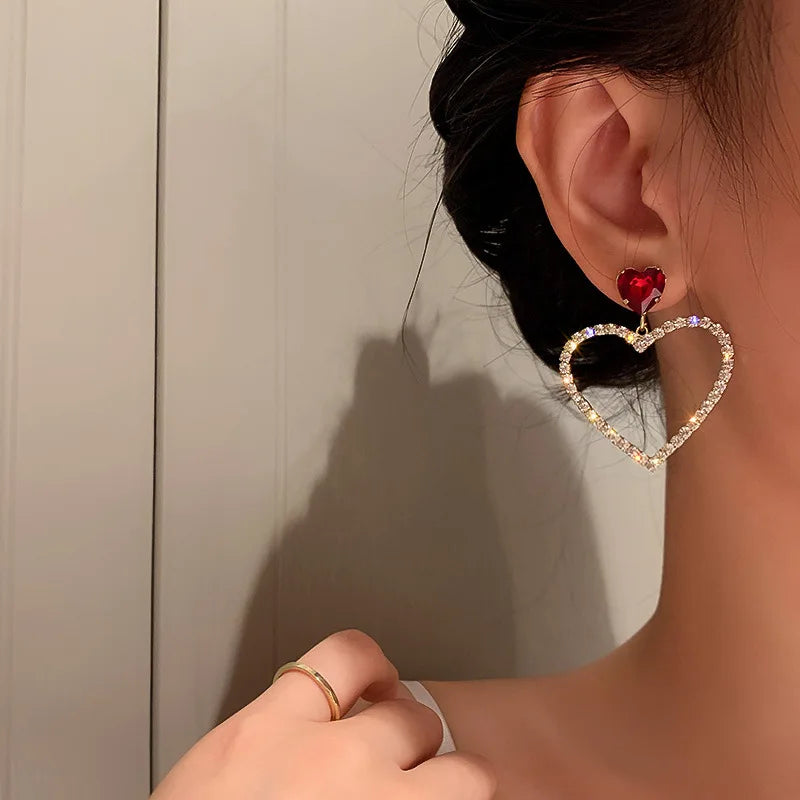 Hollo Heart Earring