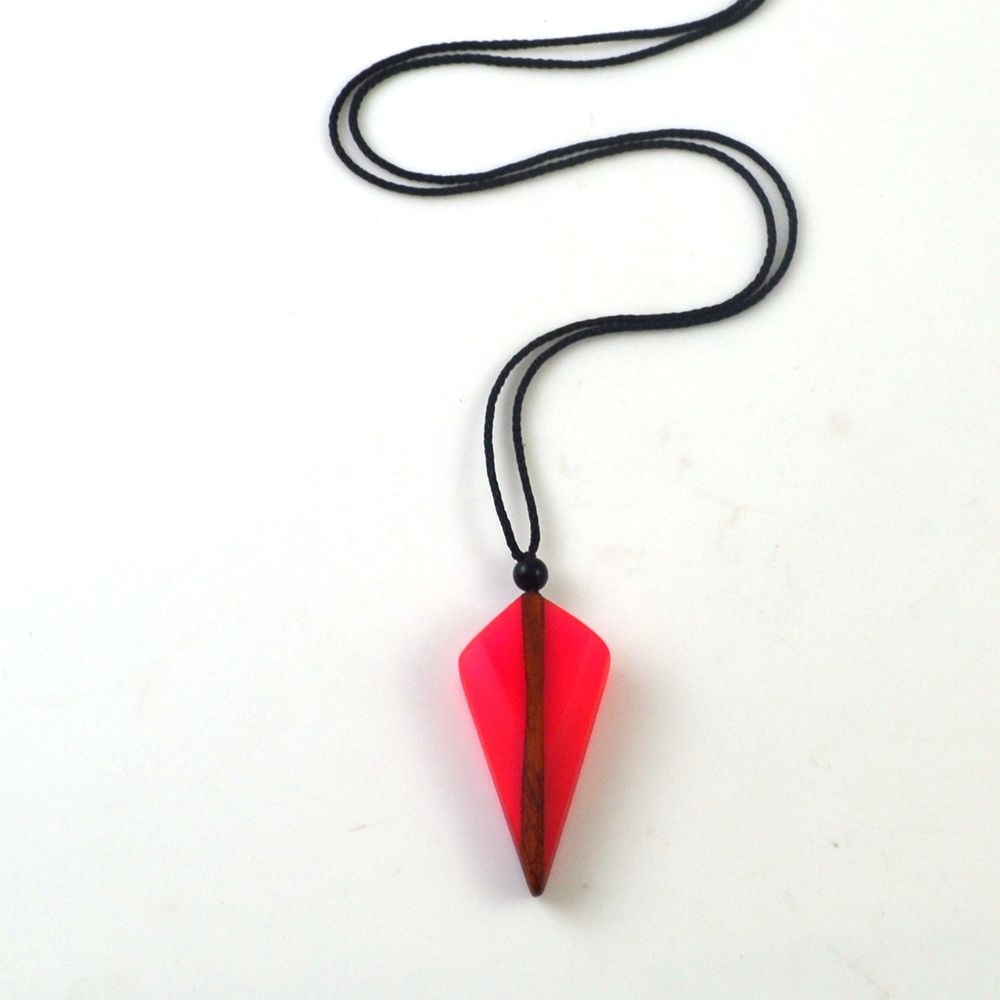 Luminous Arrow Necklace