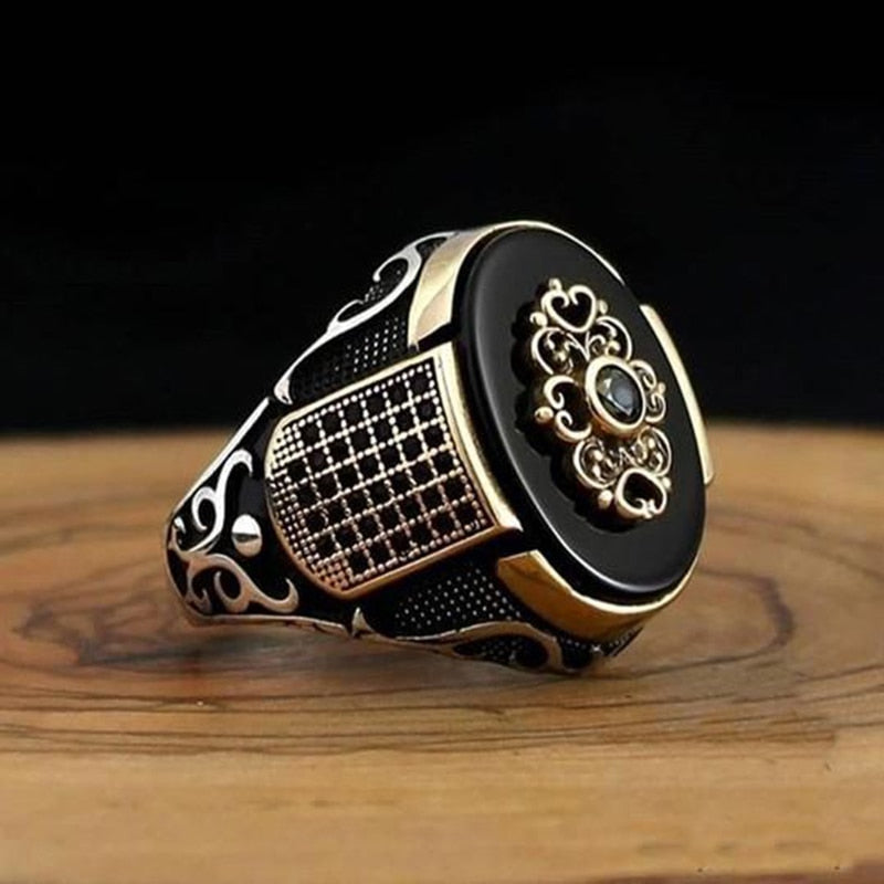 Zeus Ring