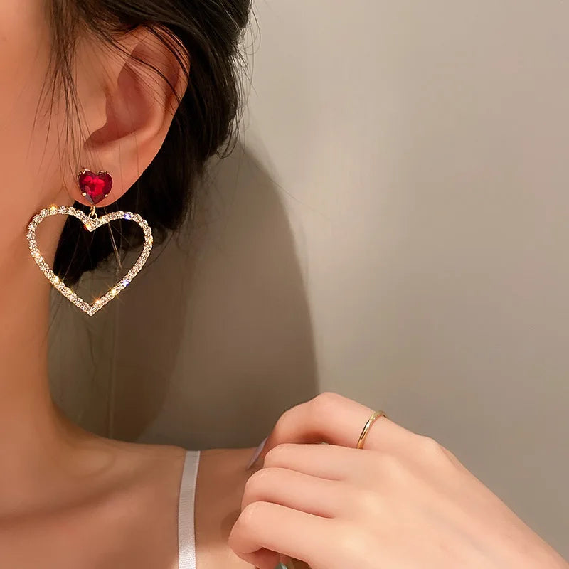 Hollo Heart Earring