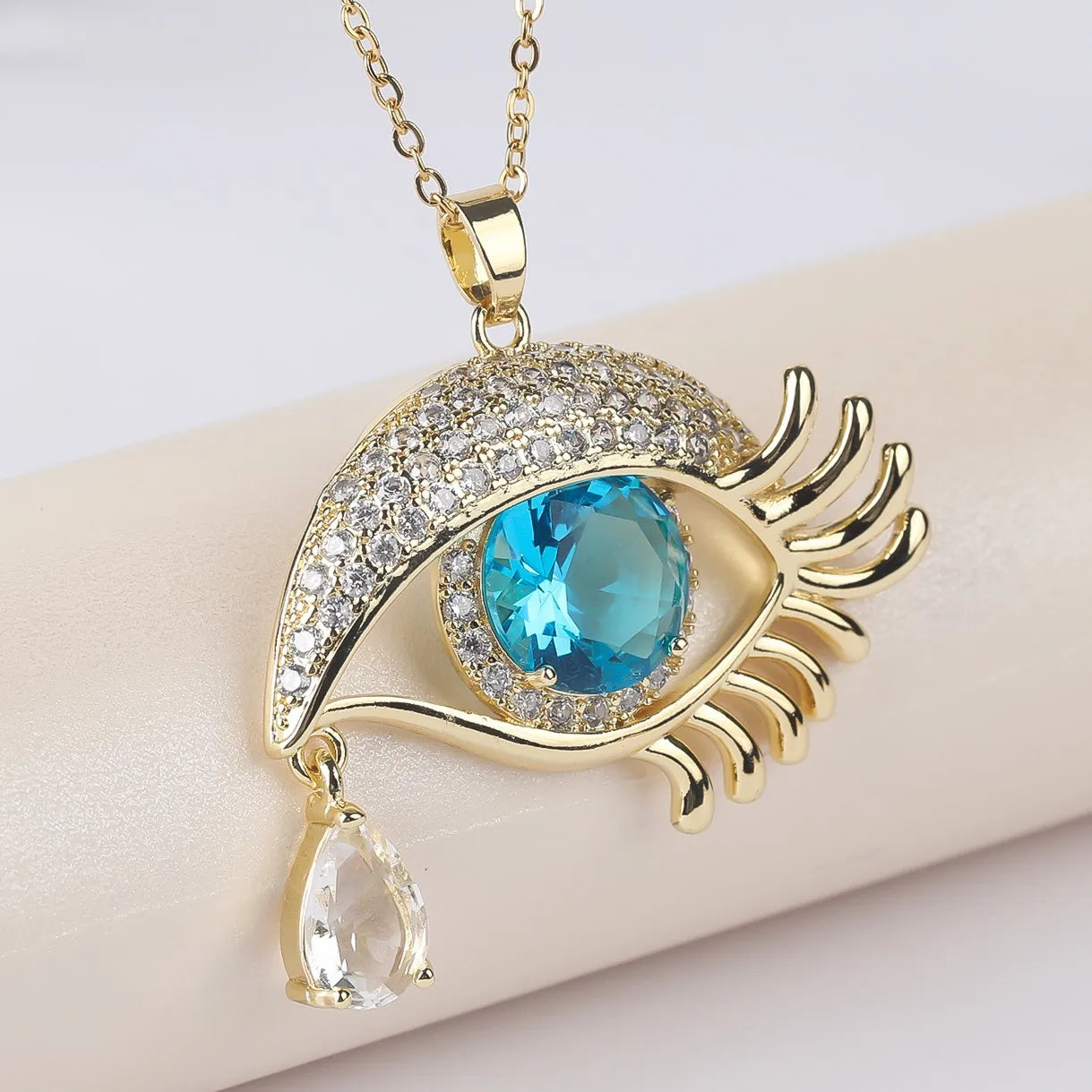 Eyelash Necklace