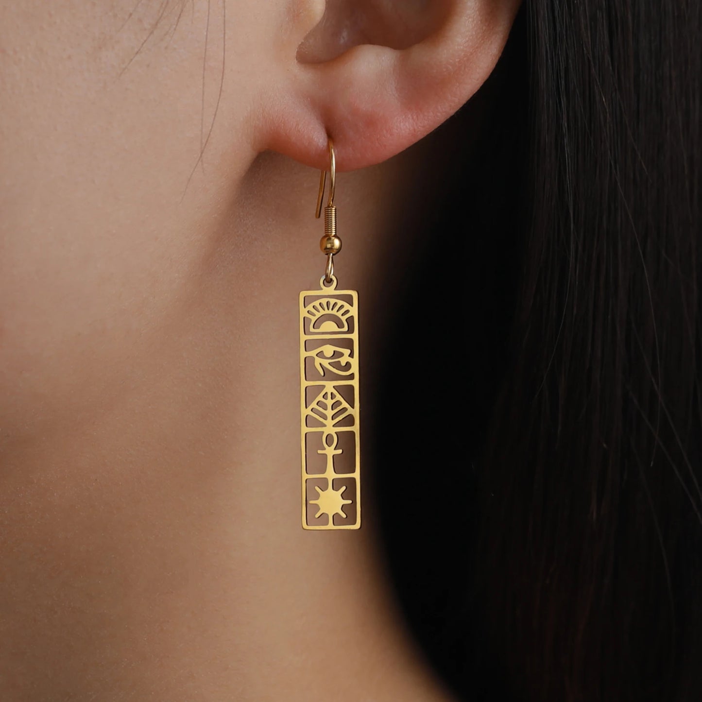 Cartouche Earring