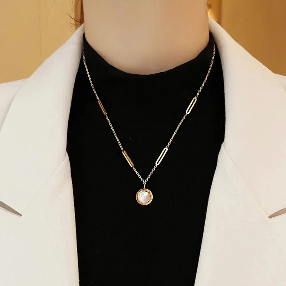 Livia Drusilla Necklace